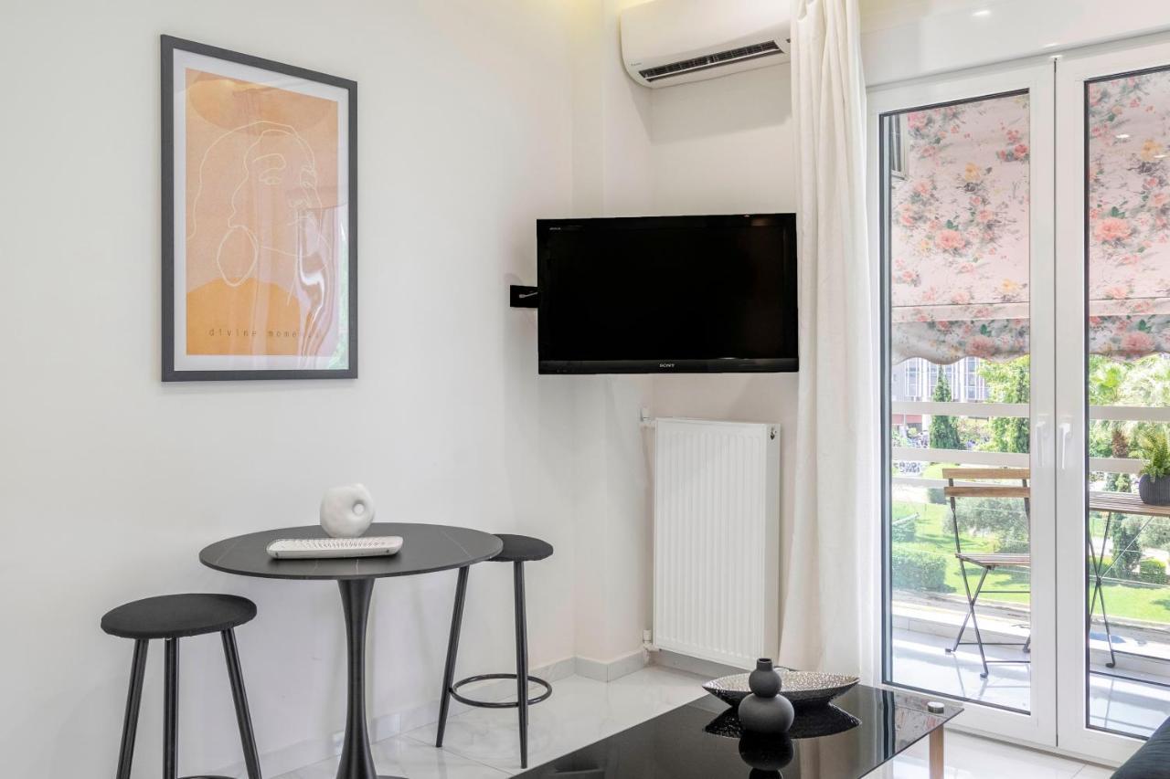 Central 2Br Apartment In The Heart Of 雅典 外观 照片